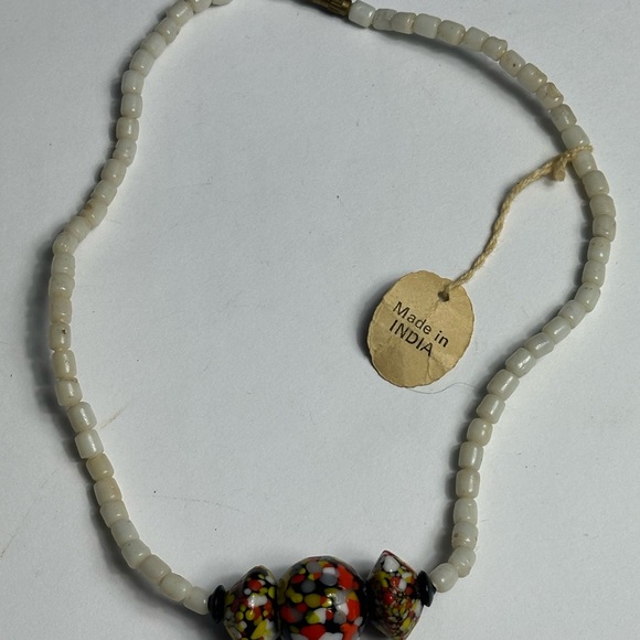 Vintage 15.5" Millefiori Glass Bead Choker Necklace Made in India White Beads - Picture 2 of 8
